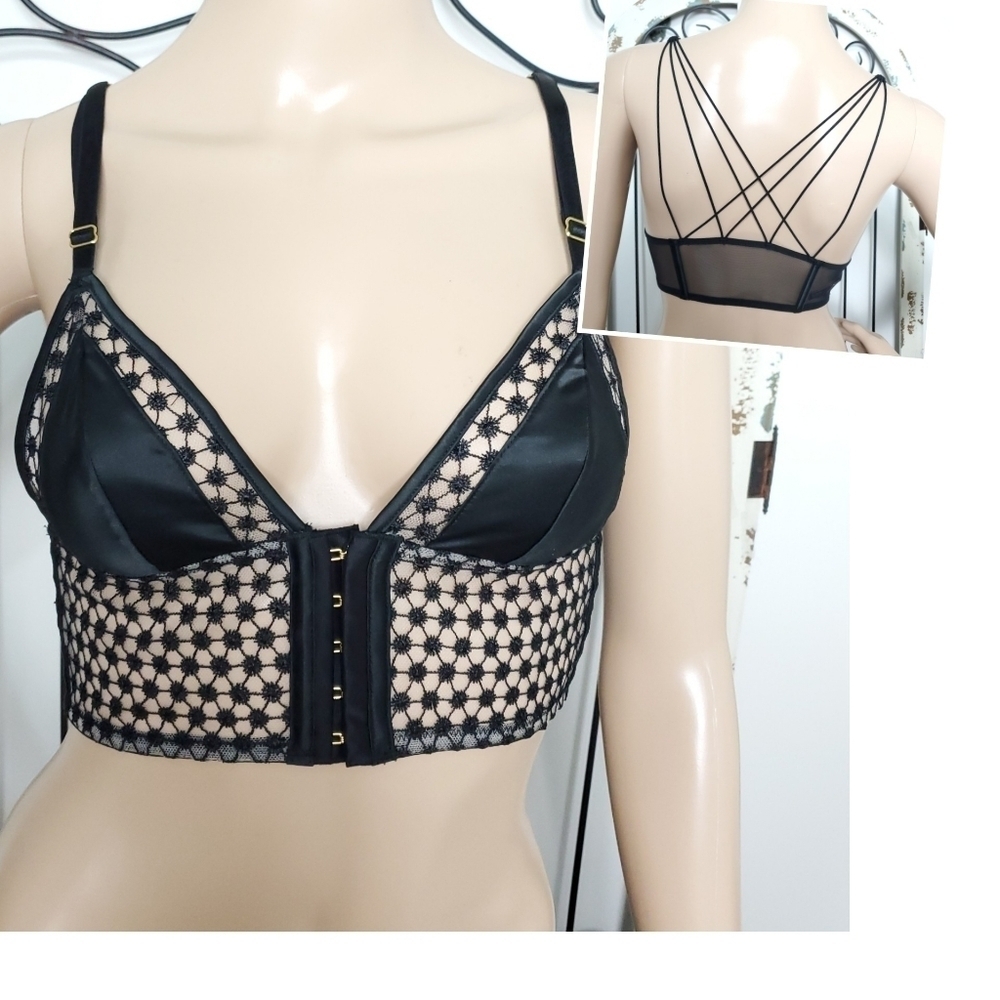 Victoria's Secret front closure bra XS